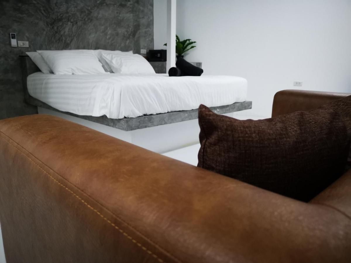 The Sky Hometel Тау Экстерьер фото